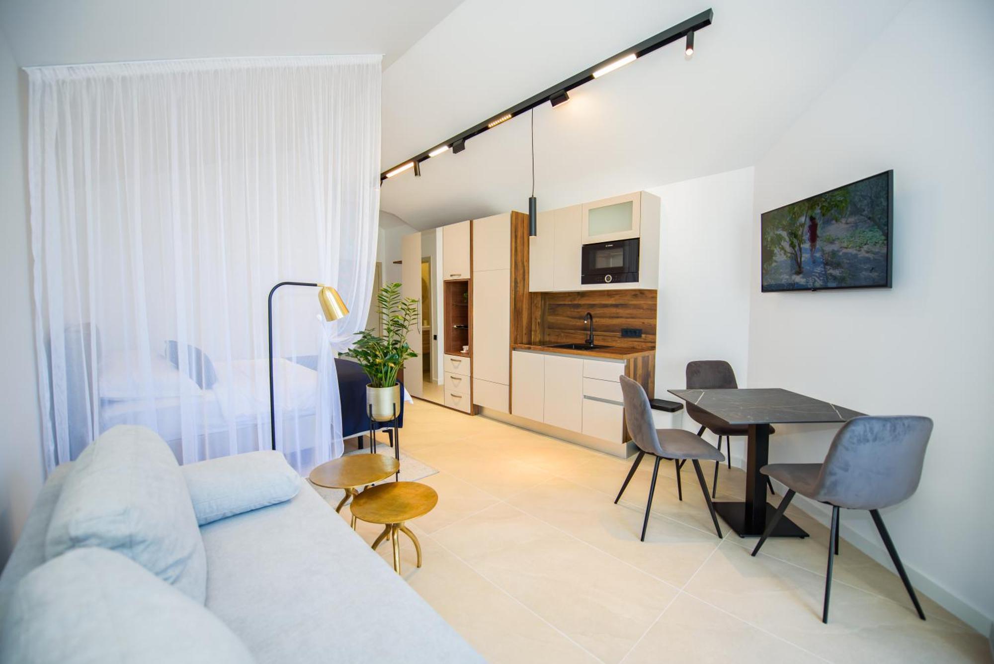 More Medici Apartments Omis Exterior photo