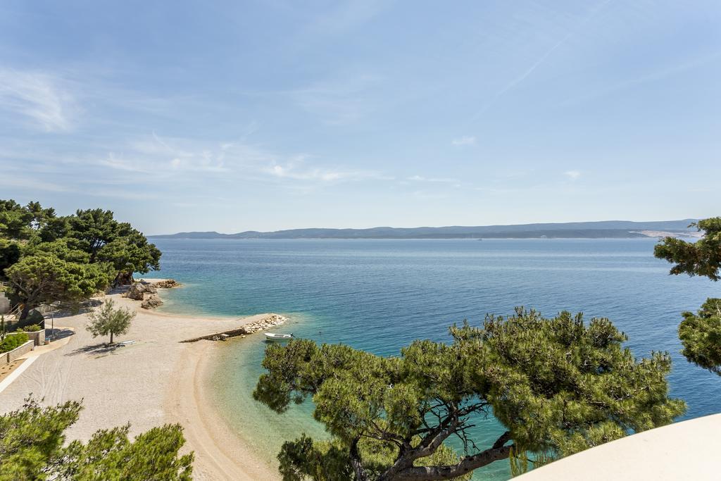 More Medici Apartments Omis Exterior photo